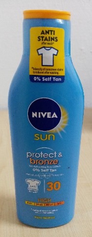 Nivea SUN Protect & Bronze sunscreen milk, SPF 30, 200 ml (Art. No: 85825) – výrobok na ochranu pred slnečným žiarením