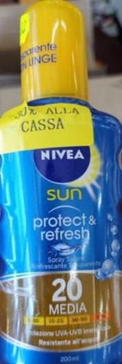 NIVEA Sun protect & refresh – výrobok na ochranu pred slnečným žiarením 